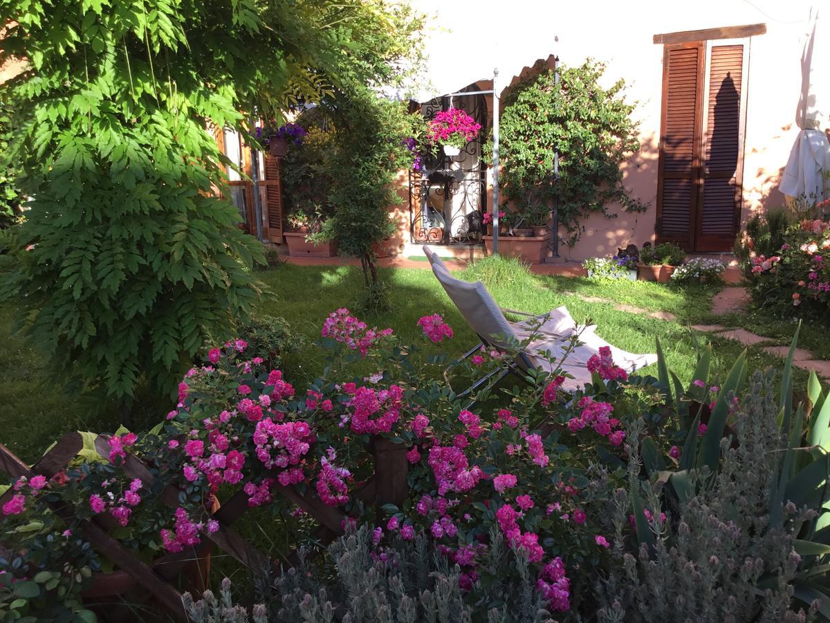 Al Giardino Di Alice Bed & Breakfast เปรูจา ภายนอก รูปภาพ
