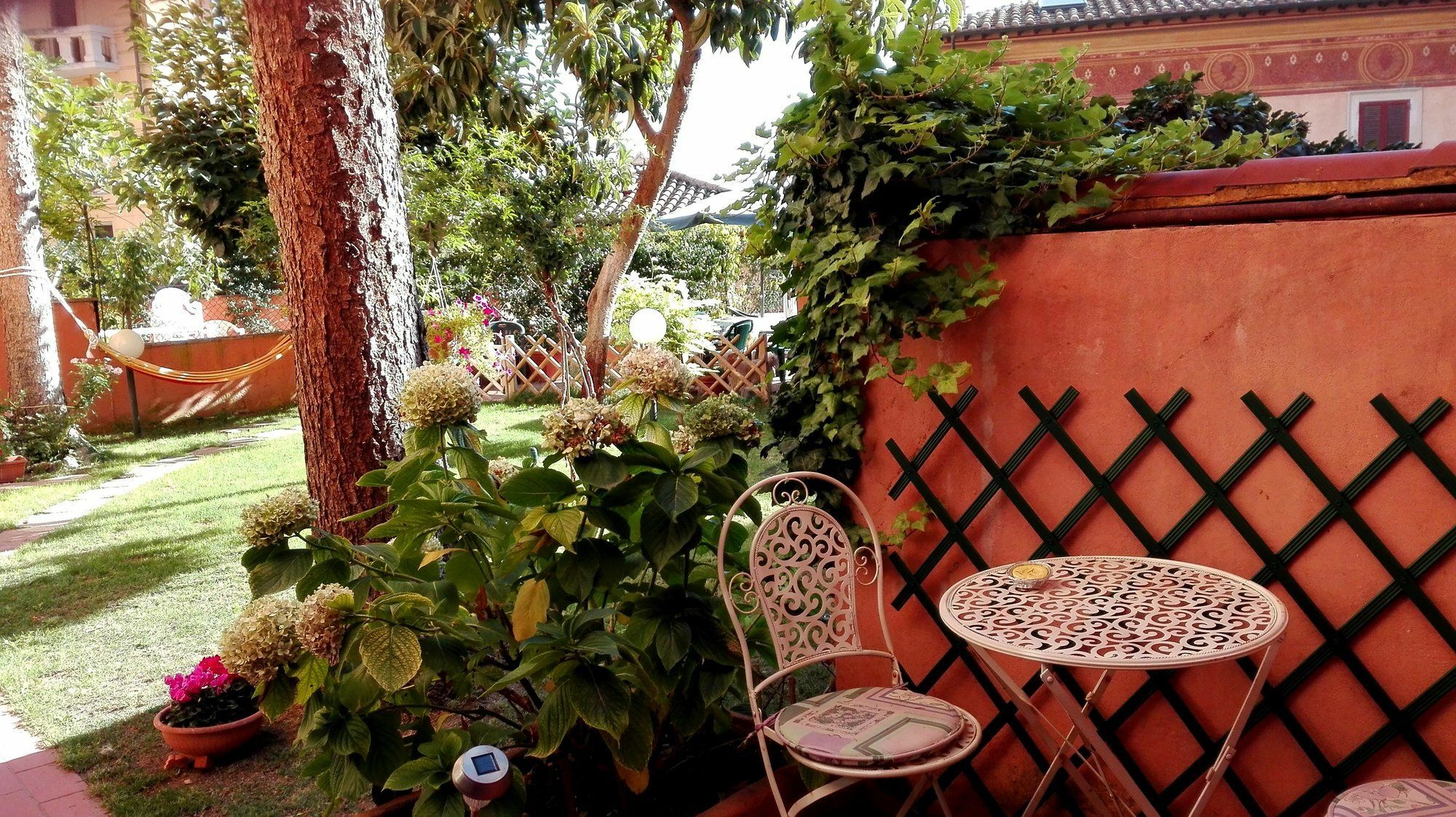 Al Giardino Di Alice Bed & Breakfast เปรูจา ภายนอก รูปภาพ