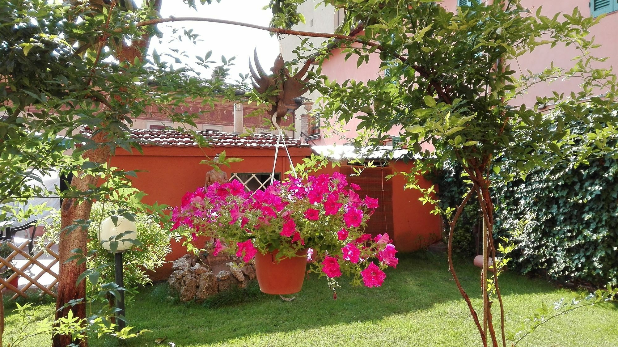 Al Giardino Di Alice Bed & Breakfast เปรูจา ภายนอก รูปภาพ