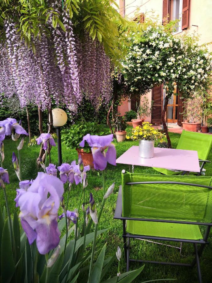 Al Giardino Di Alice Bed & Breakfast เปรูจา ภายนอก รูปภาพ