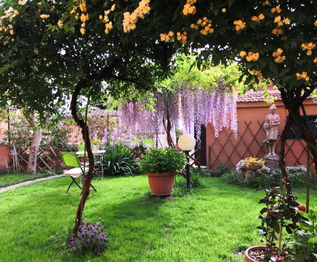 Al Giardino Di Alice Bed & Breakfast เปรูจา ภายนอก รูปภาพ